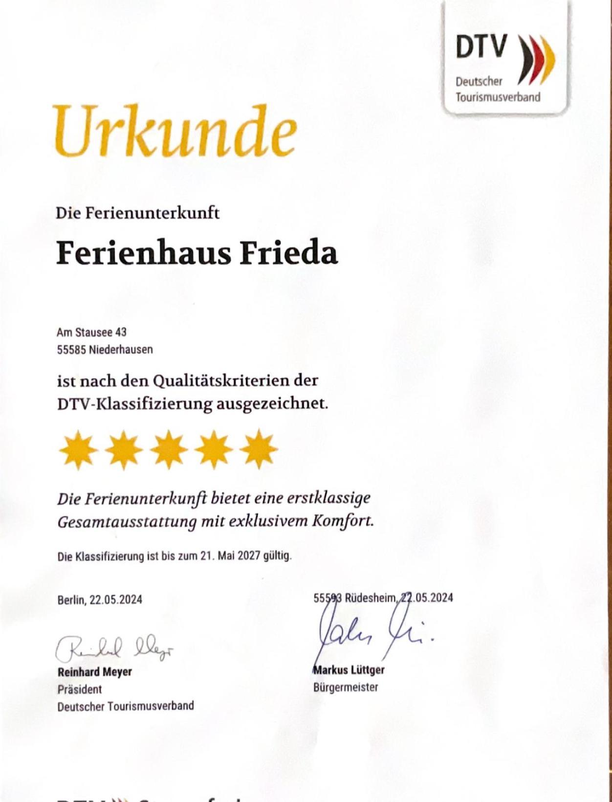 Ferienhaus Frieda Niederhausen エクステリア 写真